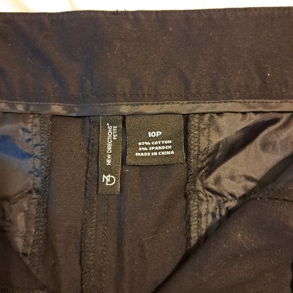 NEW DIRECTIONS BLACK SHORTS WOMENS SIZE 10P PETITES CHINO STRETCH ATHLETIC GOLF - Picture 3 of 6